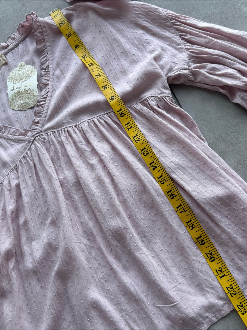 Altar’d state blouse Small light Pink Empire waist   Long Balloon Sleeves NWT - Picture 5 of 10